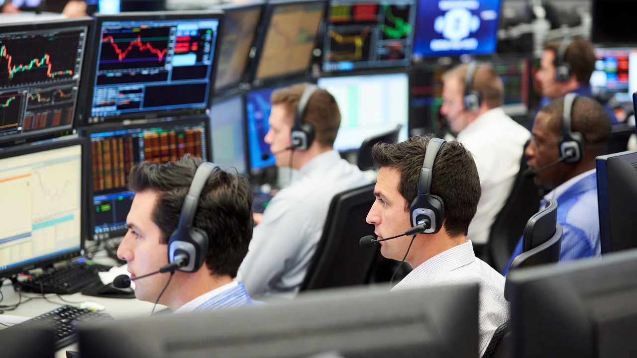 "US stocks rise as Nasdaq, Dow, and S&P 500 climb after Trump pauses tariffs, Big Tech earnings in focus"